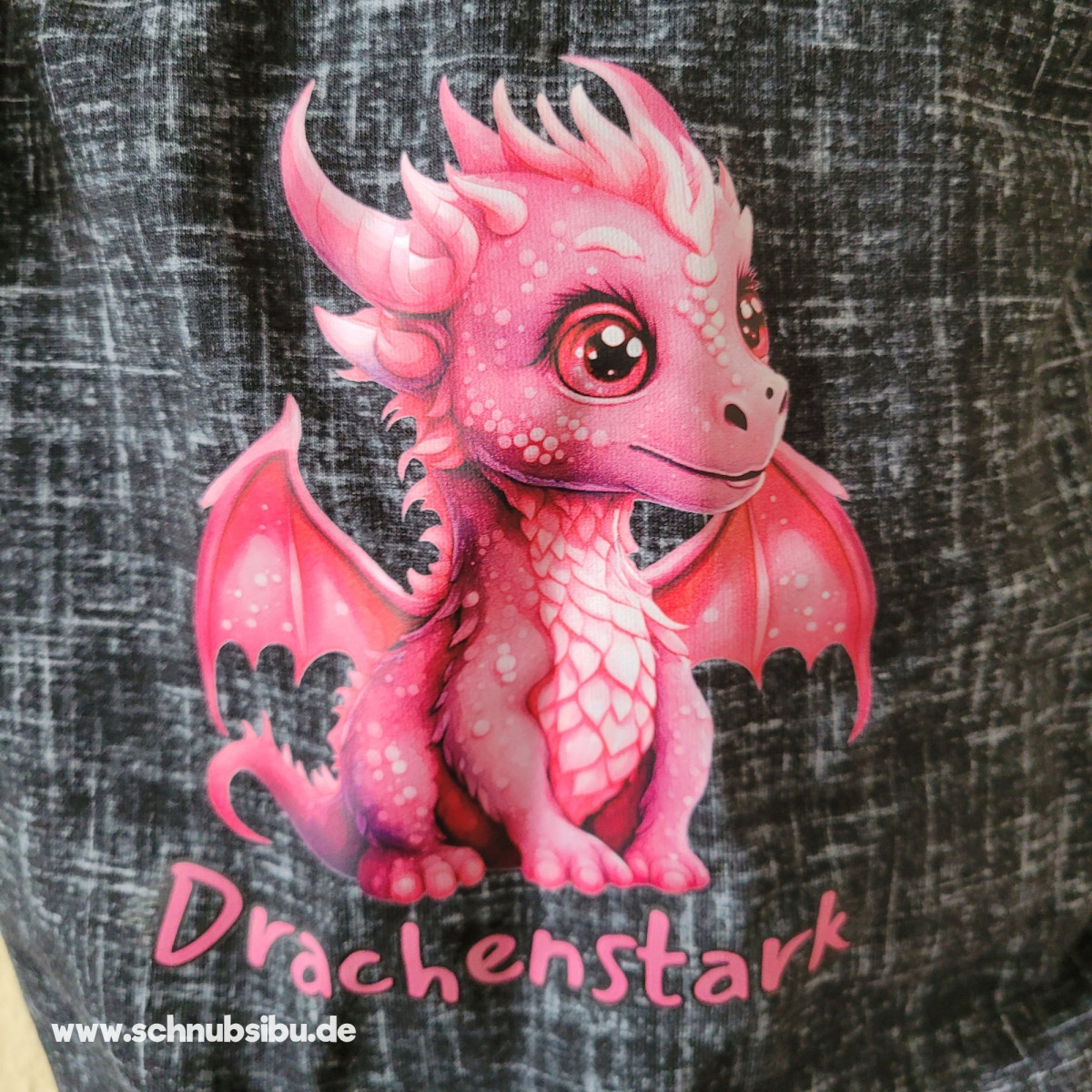 buegelbild-drachenstark-pink